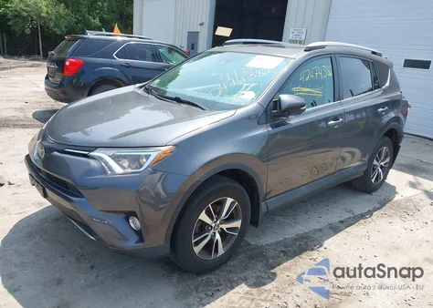 2018 Toyota Rav4 Adventure/Xle z USA, uszkodzony, nr VIN 2T3RFREV2JW738510